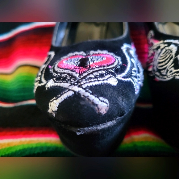 Too Fast Skeleton Flamingo Wedge - Picture 2 of 9